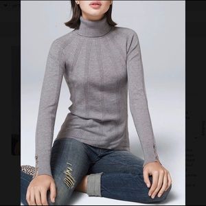 🆕NWT! WHBM Modern Ribbed Turtleneck in Heather Mercury Gray